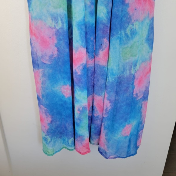 Lilys Kloset Tie Dye V Neck Dress - Picture 4 of 6